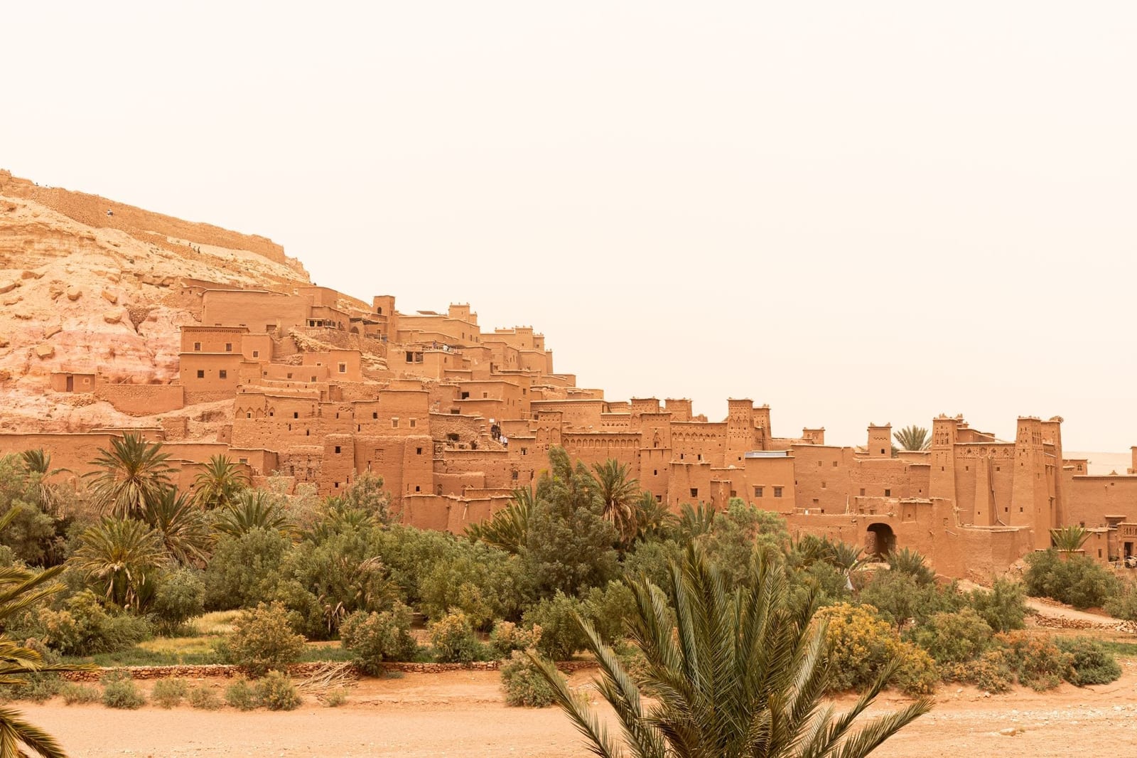 Aït Benhaddou seen from the far bank at sunset